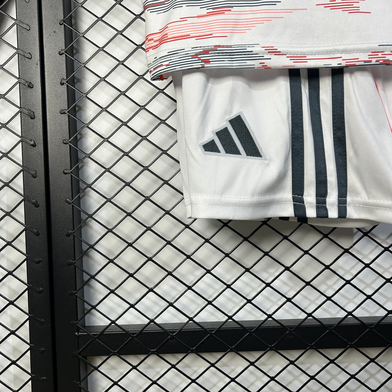 BAYERN MUNICH II 25/26 CONJUNTO INFANTIL