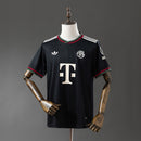 BAYERN MUNICH III 25/26 HOMBRE