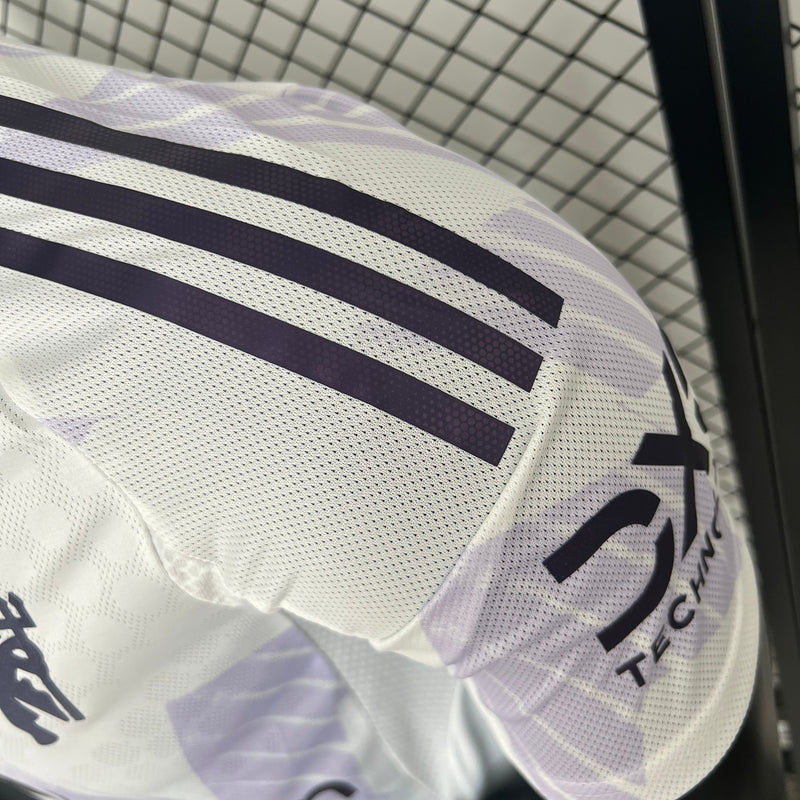 MANCHESTER UNITED II 25/26 HOMBRE (VERSIÓN JUGADOR)